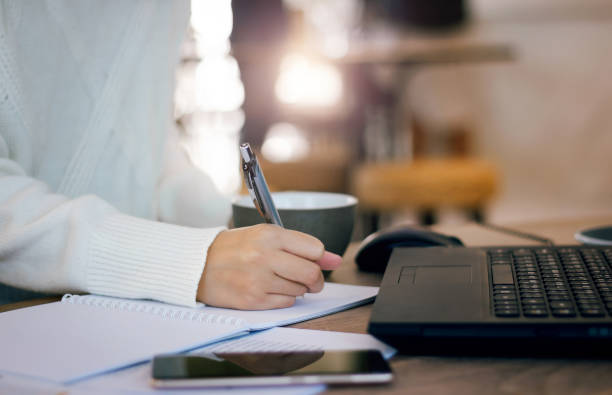 istock business, finance and technology 1202462050