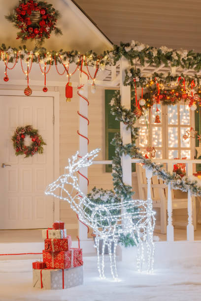 istock Vintage Christmas house 1202479318