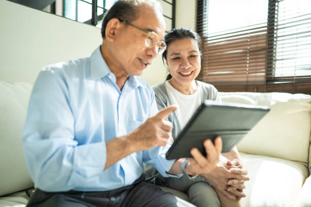 istock Connected with family far away 1202485704