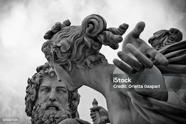 Pallasathenebrunnen Vienna Bw Stock Photo - Download Image Now - Statue, Sculpture, Classical Greek