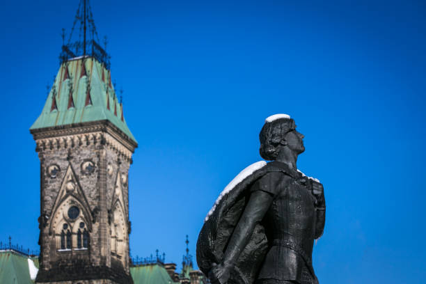 istock Statue in Ottawa in winter 1202535988