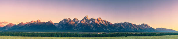 istock Morning Light Brightens Peaks of Tetons 1202561275