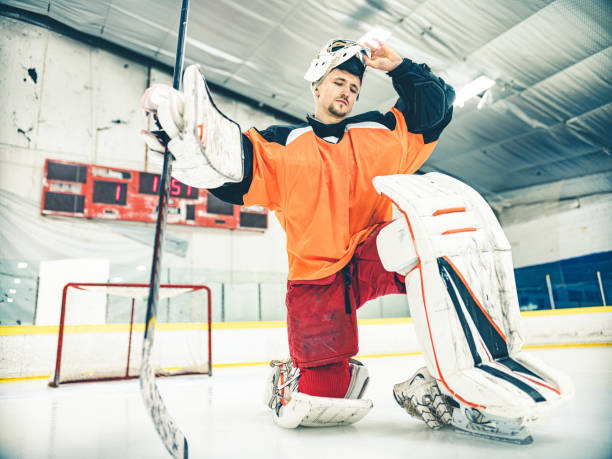 istock Pro Hockey goalie 1202576140