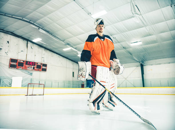 istock Pro Hockey goalie 1202577078