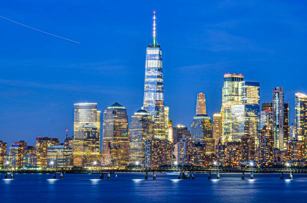 istock New York skyline in the evening - freedom tower 1202588613