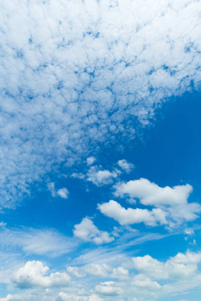 Cumulus, springtime cumulus clouds on blue sky, springtime cloudscape Cirrocumulus stock pictures, royalty-free photos & images