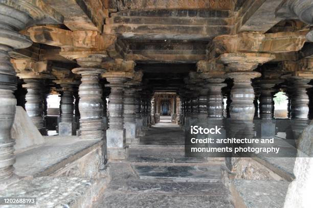 ヴィーラ ナラヤナ ホイサラ寺院 ベラヴァディ カルナータカ州 インド インドのストックフォトや画像を多数ご用意 インド, インド文化