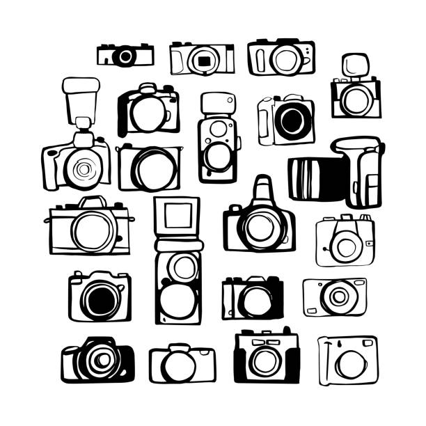 카메라. 벡터 스케치 일러스트레이션. - lens camera photography photograph stock illustrations