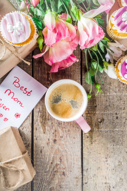 istock Happy moms day background 1202710916