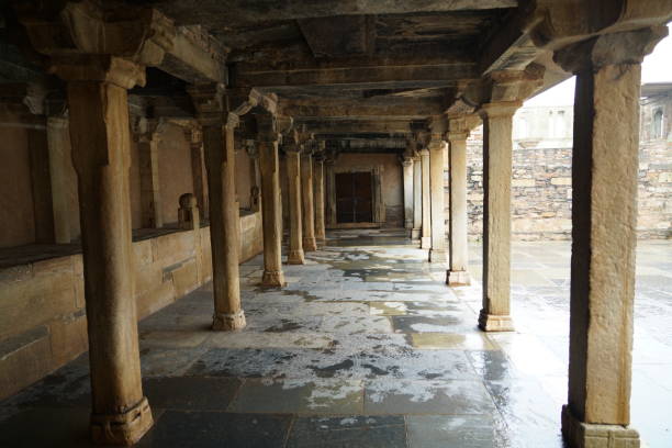 istock A row of columns, Rajasthan, India 1202712977