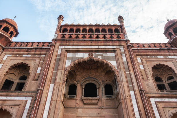istock safdarjung tomb mausoleum close up 1202724478