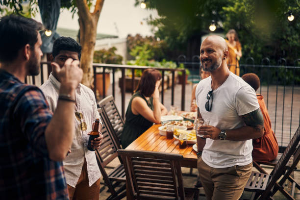 istock Keeping their social circle alive 1202731804