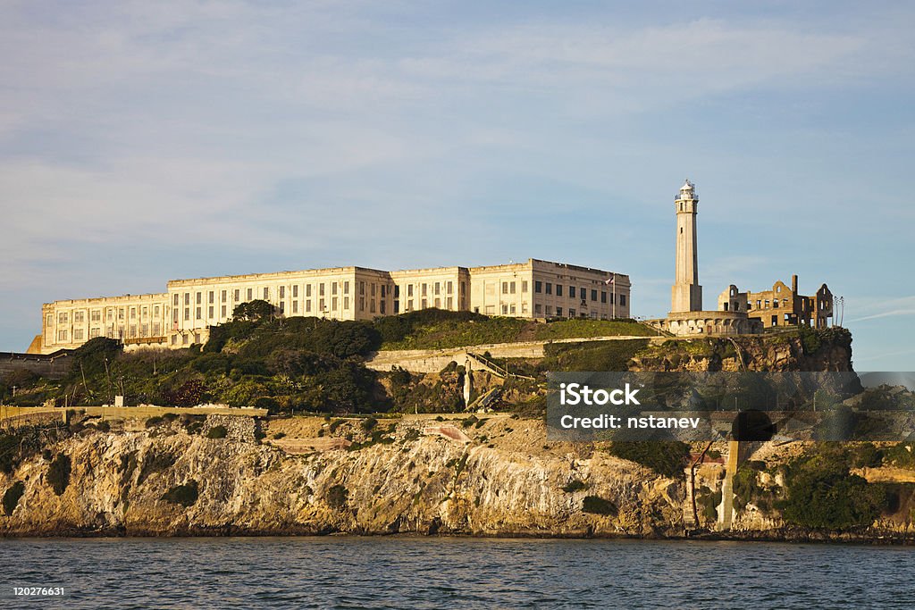 Prison d'Alcatraz et phare - Photo de Architecture libre de droits