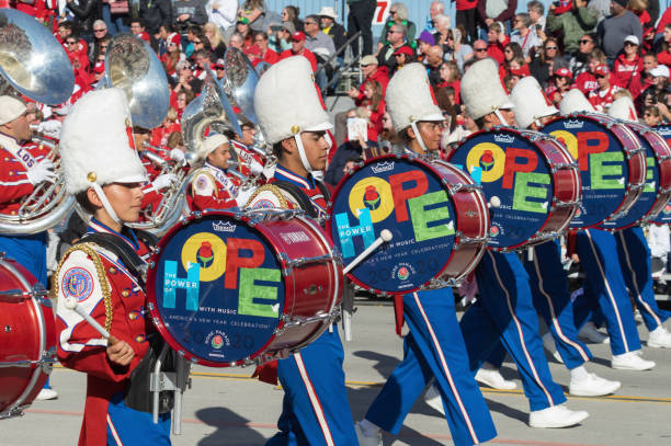 tournament of roses el salvador marching band - flower parade imagens e fotografias de stock