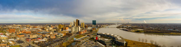 aerial panorama downtown toldeo ohio usa - toledo imagens e fotografias de stock