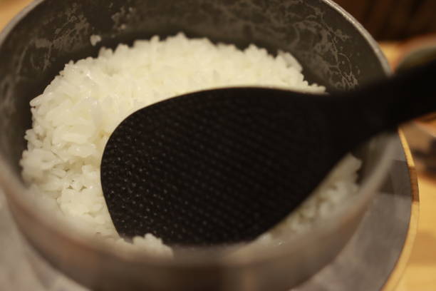 Rice pot which is traditional japanese rice cooker with shamoji (Rice spoon)