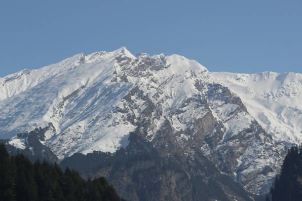 istock Snow clad mountains in Manali, India 1203115866