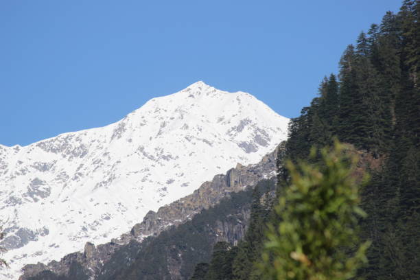 istock Snow clad mountains in Manali, India 1203115923