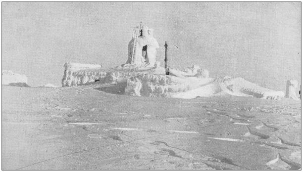 Antique photo: Ben Nevis Observatory snowstorm Antique photo: Ben Nevis Observatory snowstorm ben nevis stock illustrations