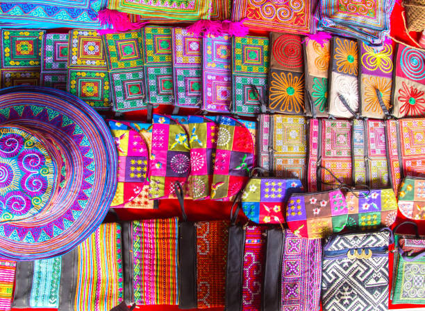 istock indian manual loom hand weave 1203161713