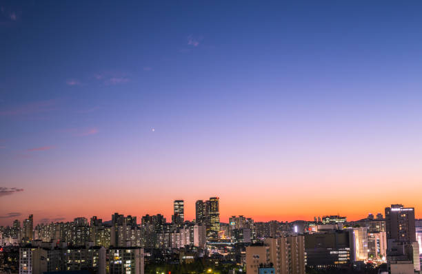 istock the beautiful sunset scenery of Seoul 1203219105