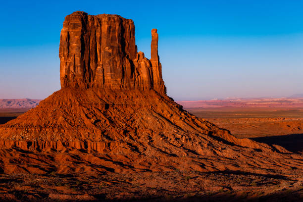 Monument Valley and The Mittens – Arizona with Utah border, USA, America Monument Valley and The Mittens – Arizona with Utah border, USA, America merrick butte stock pictures, royalty-free photos & images
