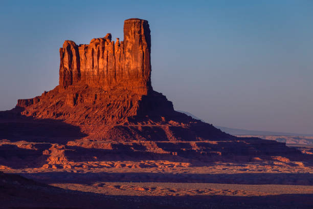 Monument Valley and The Mittens – Arizona with Utah border, USA, America Monument Valley and The Mittens – Arizona with Utah border, USA, America merrick butte stock pictures, royalty-free photos & images