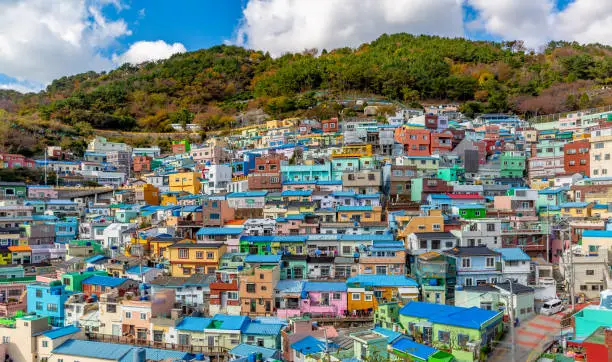 This pic shows Gamcheon Culture Village a town of Gamcheon-dong, Busan, South Korea. Here is Busan’s most colorful and artistic spot. Colorful houses can be seen in the pic.