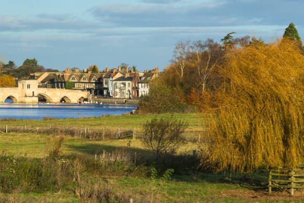 River Great Ouse with the medieval St Leger Chapel Bridge at St Ives River Great Ouse with the medieval St Leger Chapel Bridge at St Ives, Cambridgeshire, England, UK. cambridgeshire stock pictures, royalty-free photos & images