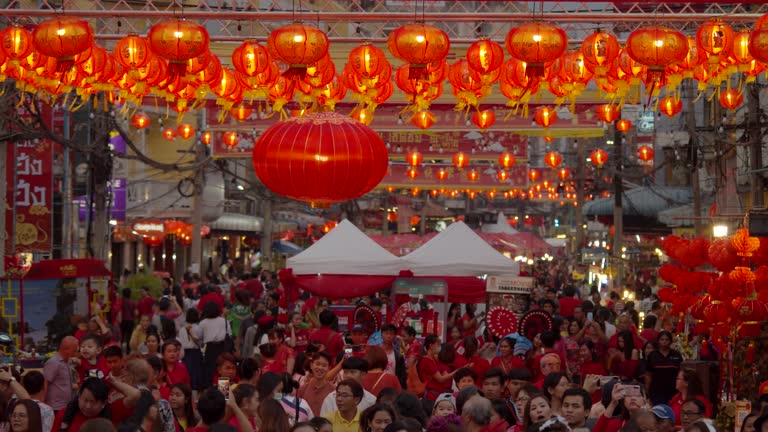4k slowmotion.Chinese lanterns and dragon dance on Chinese new year.