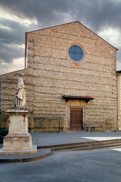 basilica di san francesco ad arezzo - arezzo foto e immagini stock