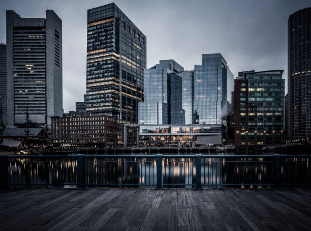 futuristisches stil foto von boston financial district von harborwalk - entsättigt stock-fotos und bilder