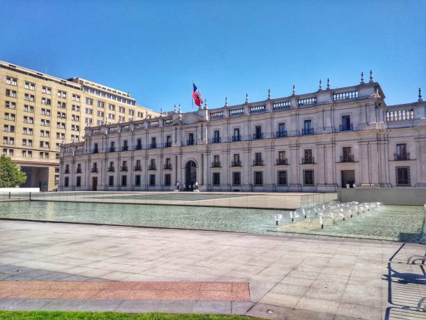 istock La Moneda Palace - Santiago, Chile 1203592447