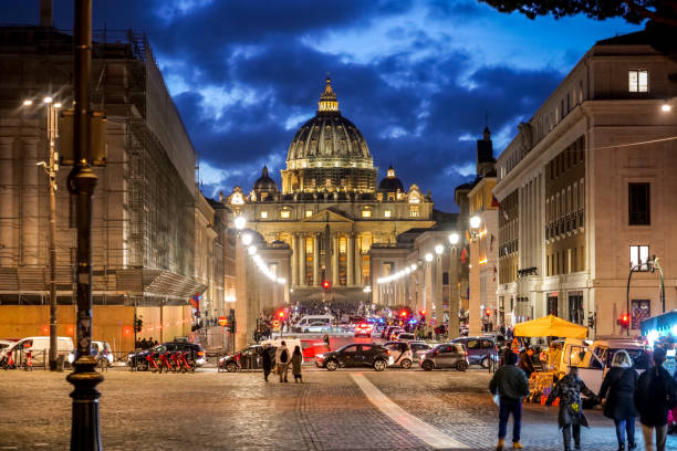 비아 델라 콘실리아지오네와 성 베드로 대성당의 깊은 전망 - vatican dome michelangelo europe 뉴스 사진 이미지