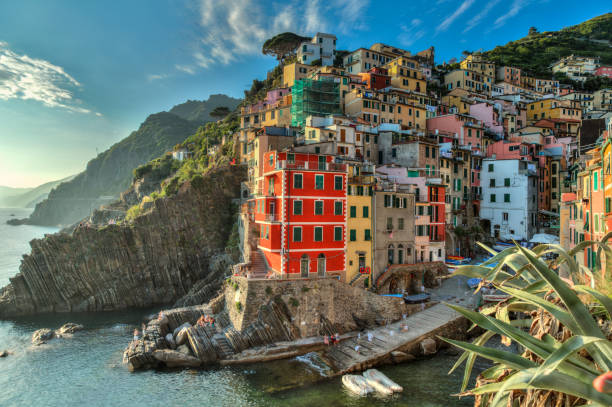 istock Riomaggiore, Cinque Terre Liguria 1203787675