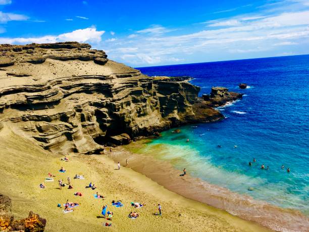 Papakōlea Green Sand Beach — Big Island, Hawai’i stock photo