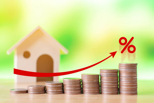 Coin stack step up graph with red arrow and percent icon, Risk management business financial and managing investment percentage interest rates concept Coin stack step up graph with red arrow and percent icon, Risk management business financial and managing investment percentage interest rates concept rising interest rate stock pictures, royalty-free photos & images