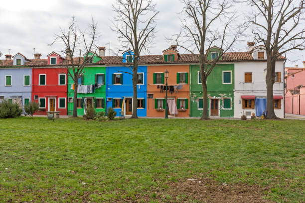 istock Burano Colourful Houses 1203933027