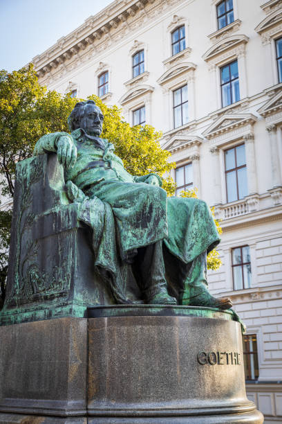 goethe monumet in vienna city center in the park - faust imagens e fotografias de stock