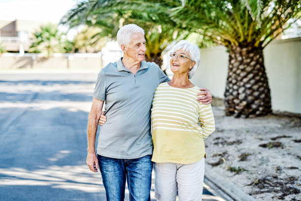 istock True love goes the distance 1203945684