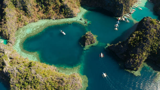 istock Seascape with lagoons and turquoise water 1203977019