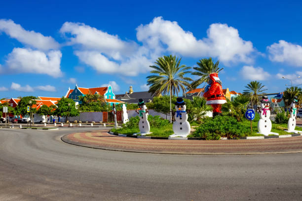 decorações de natal em willemstad view ao redor da ilha caribenha curaçao - otrobanda - fotografias e filmes do acervo