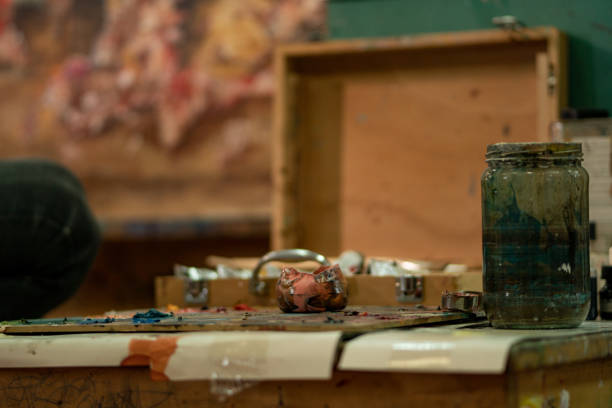 istock Painting drawing artist objects indoors no people 1204045971