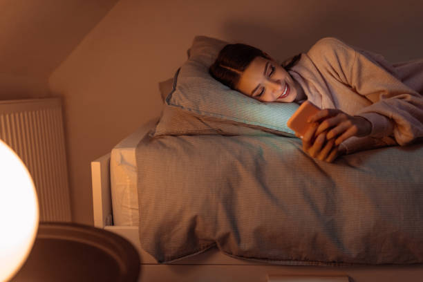 istock Time to get the day off but first social media 1204048638