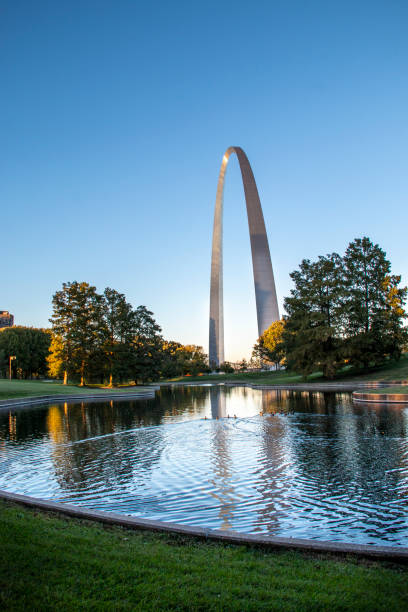 istock Shiny arch of St Louis monument 1204090719