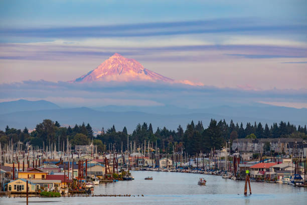 istock Mount Hood over Jantzen Beach 1204120322