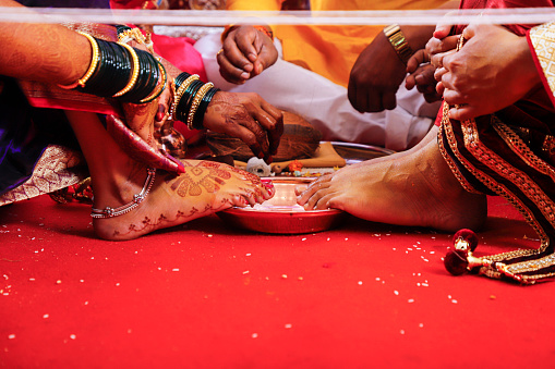 Indian Wedding Ceremony In Hinduism Bridal Leg With Mehandi Design Stock  Photo - Download Image Now - iStock