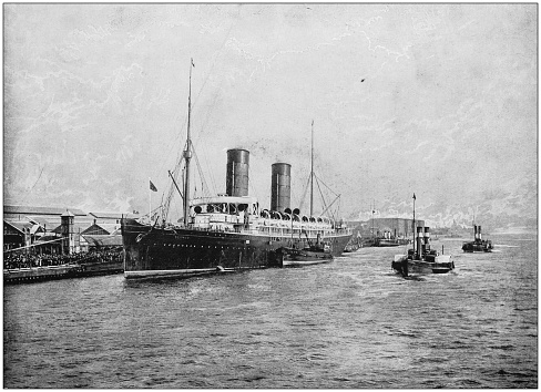 Antique photograph of the British Empire: Departure of the RMS Campania from Liverpool landing stage