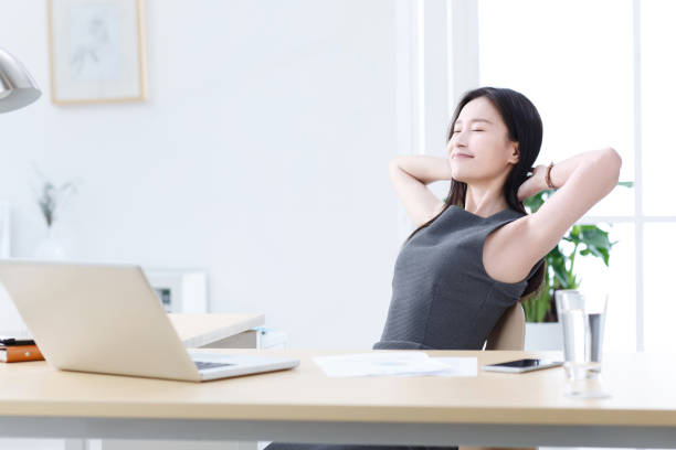 istock Business women in offices 1204172948