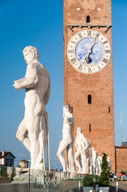 landmarks of vicenza - palladian imagens e fotografias de stock